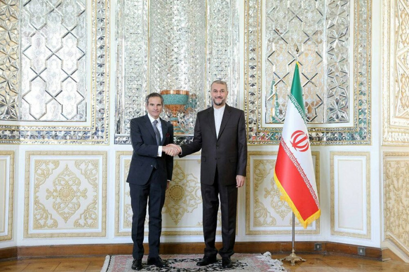 ’IAEA chief meets Iran FM, stresses finding ‘creative solutions