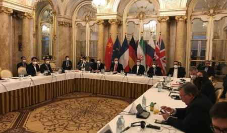 Iran, P4+1 discuss Iranian proposals
