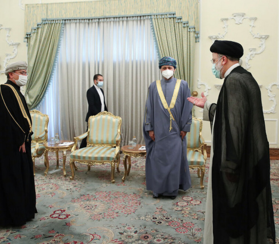 Iran president to visit Oman