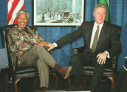دیدار ماندلا با بیل کلینتون، رئیس جمهور سابق امریکا در نشست سالیانه سازمان ملل