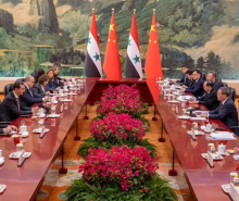 دوجریان موازی، اما متضاد