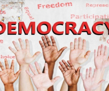 جهان در گذار از دموکراسی صوری