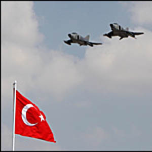 گل به دیدار بوش می رود ، ترکیه در شمال عراق پیروز می شود؟