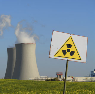 تل آویو ما را از انرژی هسته ای محروم کرد