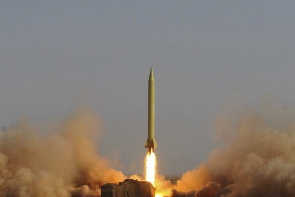 ایران با آزمایش موشکی عرض اندام می کند