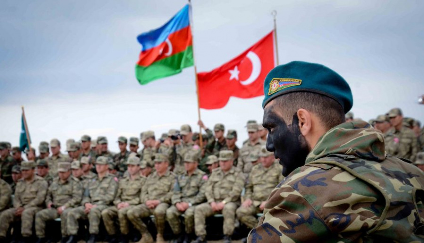 جمهوری اسلامی مشابه عراق و سوریه باید در ارمنستان و قفقاز جنوبی حضور نظامی پیدا کند