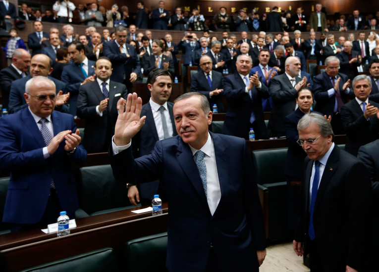چرا اردوغان نتوانست رفقایش را نگه دارد؟