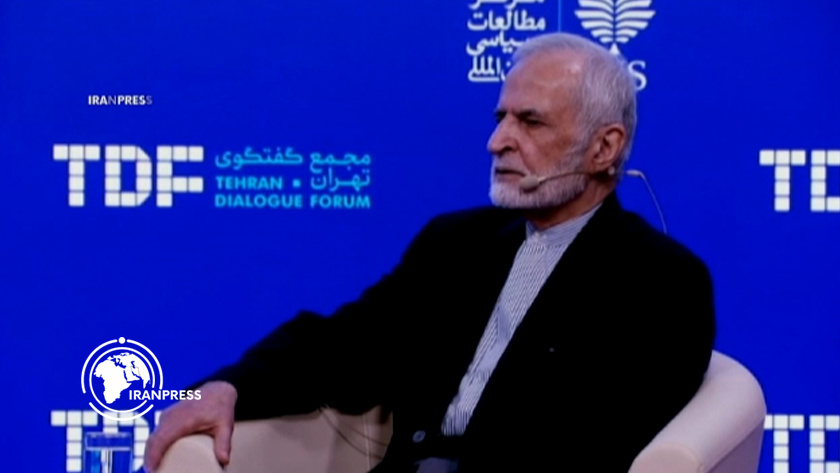 کمال خرازی: مذاکرات تنها زمانی نتیجه خواهد داد که تحریمها لغو شوند