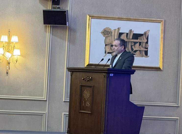 عراقچی: حقوق بین‌الملل هنوز زنده است/ ایران به‌دنبال منطقه قوی است