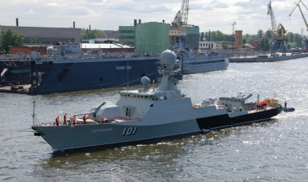 اعزام کشتی‌های روسیه به ایران نشانه چیست؟