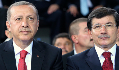 خروج داوداوغلو از حزب موجب خروج ترکیه از سوریه می‌شود؟