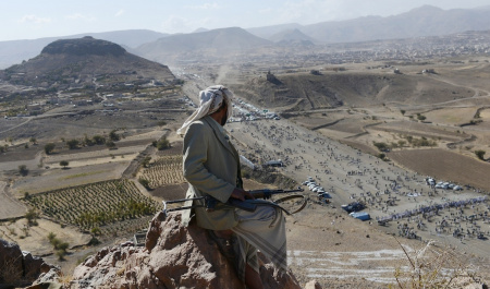 تصمیم دشوار ریاض: تشدید جنگ یا تقسیم یمن؟ 