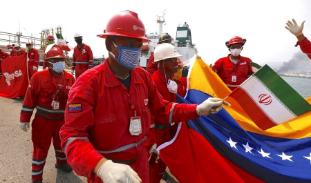 نفتکش های ایران عازم ونزوئلا بهترین زمان بازگشت آمریکا از تحریم ها هستند