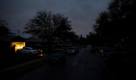 تگزاس در تقابل کووید۱۹ و طوفان فاجعه بار زمستانی