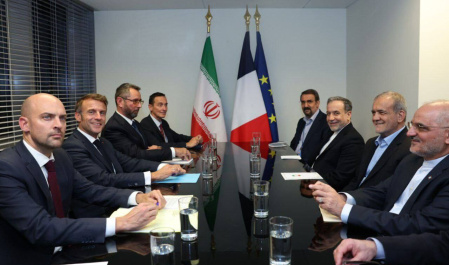 از دیپلماسی انسانی تا دیپلماسی هسته‌ای