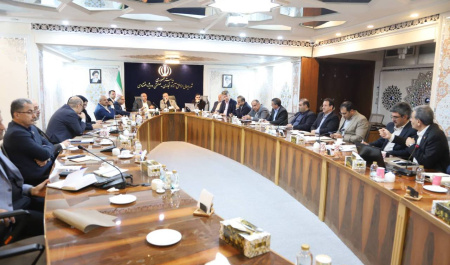 برگزاری نشست مشترک دبیرخانه شورای‌عالی و گمرک برای رفع موانع گمرکی مناطق آزاد