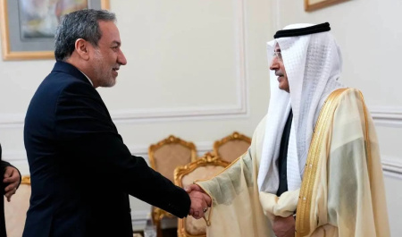 قطار میانجیگری در ایستگاه ریاض