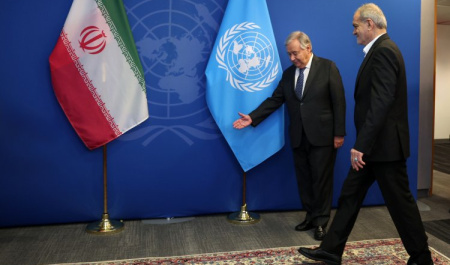 دیپلماسی در حصر