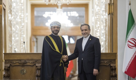 عراقچی: مسائل داخلی کشورها جز از طریق گفت‌وگو حل نمی‌شود/بوسعیدی همواره نسبت به امنیت و ثبات منطقه‌ای تاکید داشته‌ایم