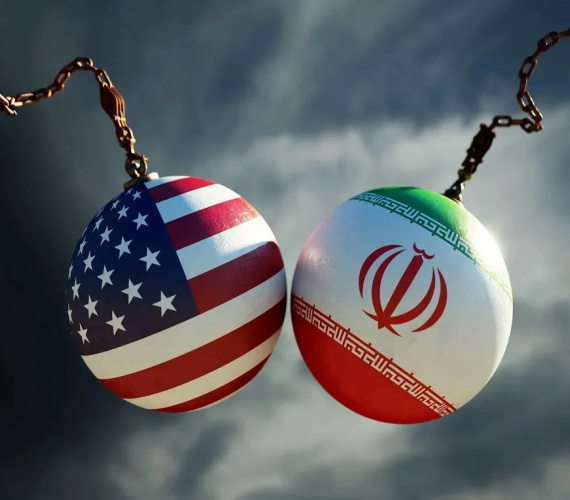 فرسایش نخبگان و تضعیف پایه‌های نظام از طریق تهدید‌ و نمایش قدرت