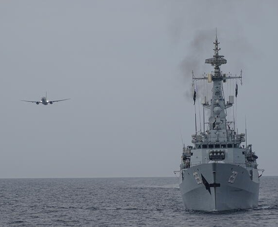 حضور ایران در مذاکرات ژنو با آرایش نظامی